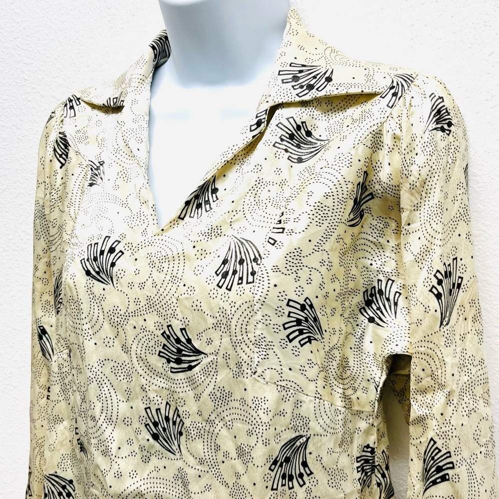 Vintage Retro Patterned Pull Over Collared Blouse - image 2